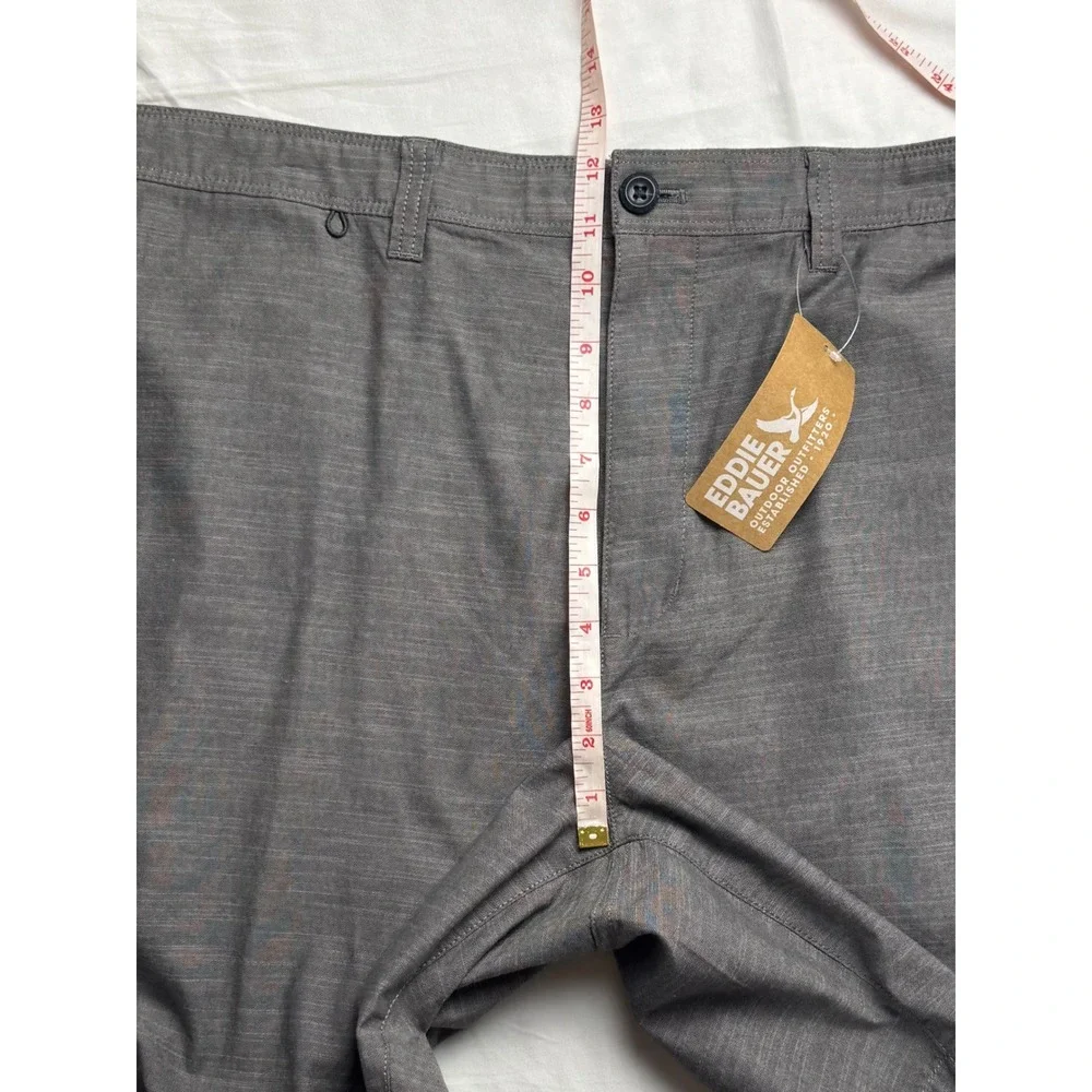 Eddie Bauer Mr Camano Short 2.0 Solid Mens 44 Gray Classic Fit Cotton Shorts NEW